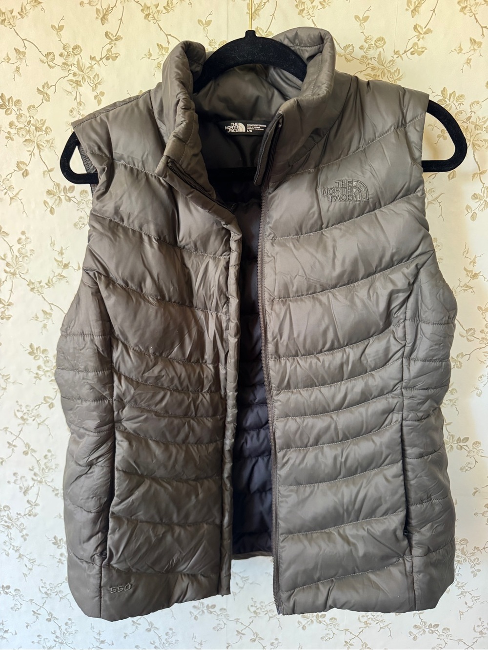 The North Face Women's Puffer Vest - green